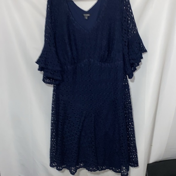 ROZ & ALI WO SIZE 22 NAVY LASER CUT-CROCHET LOOK BELL SLEEVES  FULLY LINED EUC - Picture 8 of 14